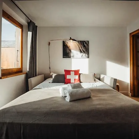 De L'ours Apartment *